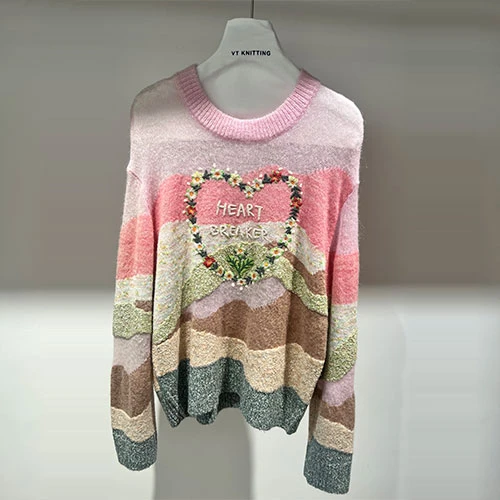 นักออกแบบเสื้อสเวตเตอร์สตรี