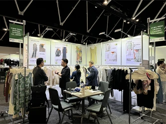 งานแสดงอุปกรณ์สิ่งทอเครื่องนุ่งห่มและสิ่งทอเปิดตัวด้วยบริษัท Vonn Trend Knitt...