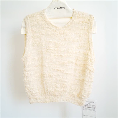 วัสดุที่ดีที่สุดสำหรับเสื้อกั๊กวันหยุดของผู้หญิงคืออะไร?