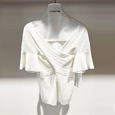 เสื้อกล้ามคอวีสีขาวสตรียอดนิยม